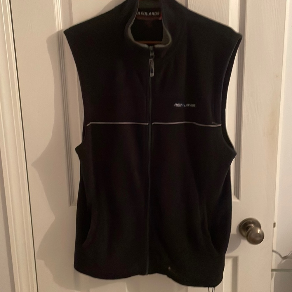 Redlands blue fleece vest